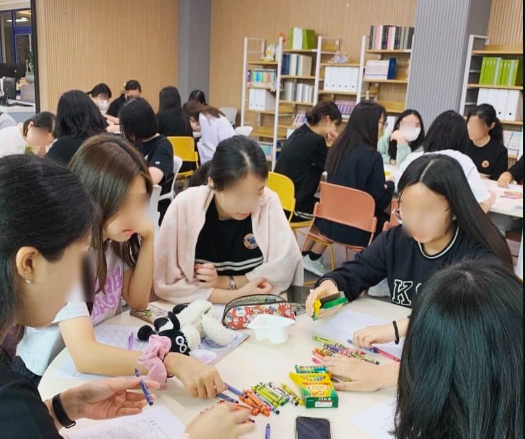 힐링과 소통을 위한 컬러테라피 진행 사진 2