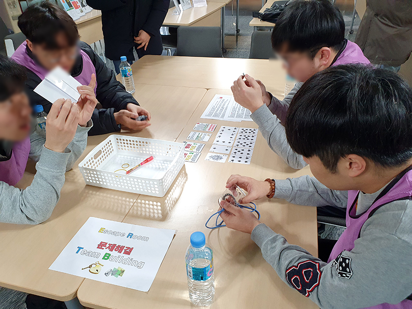 팀빌딩 방탈출-image-1