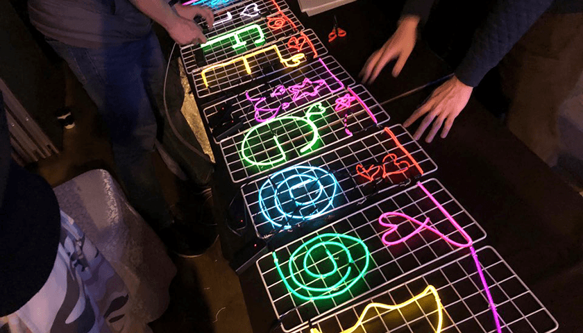 팀 네온사인-image-5