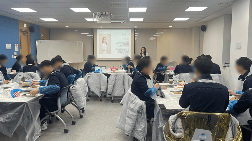 명화의 재해석 진행 사진 3