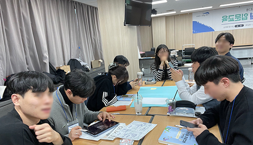 우리 회사 역사/미래 신문 진행 사진 6