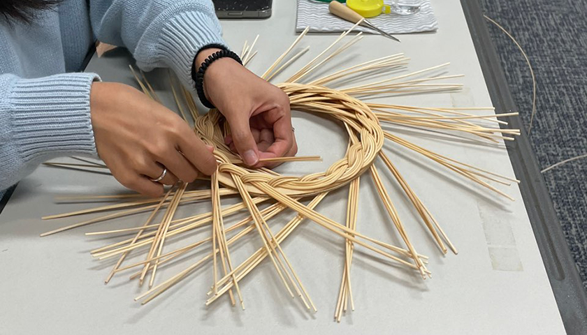 라탄 원형 리스-image-3