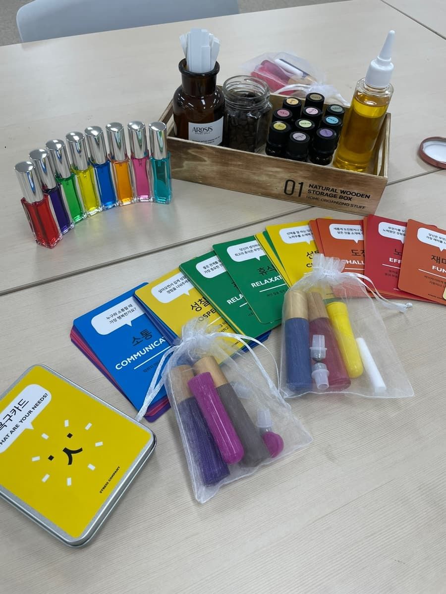 아로마 컬러 롤온 향수와 인헤일러 상품 이미지 4