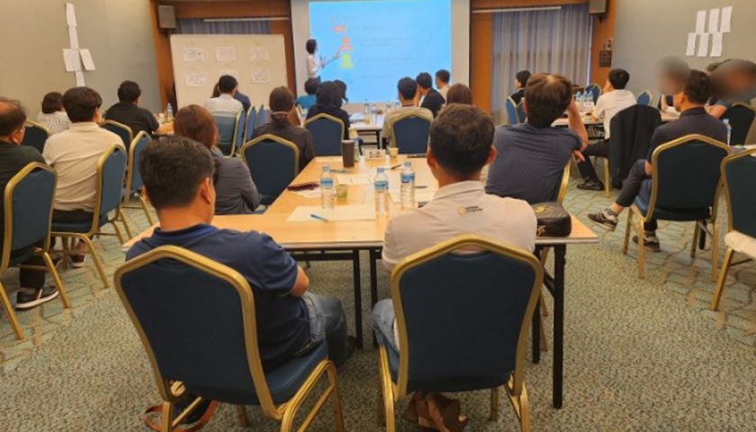 조직을 지탱하는 역할, 관리자 링커십 교육 진행 사진 3