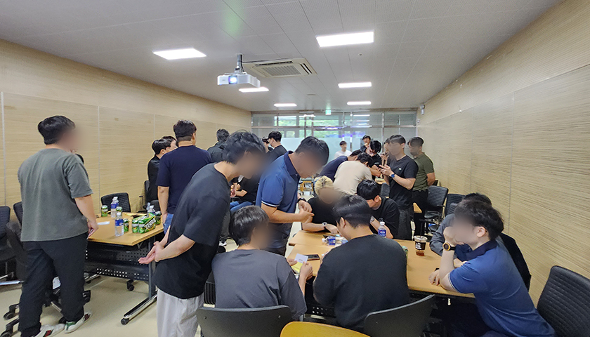 협동 종이컵 챌린지 진행 사진 3
