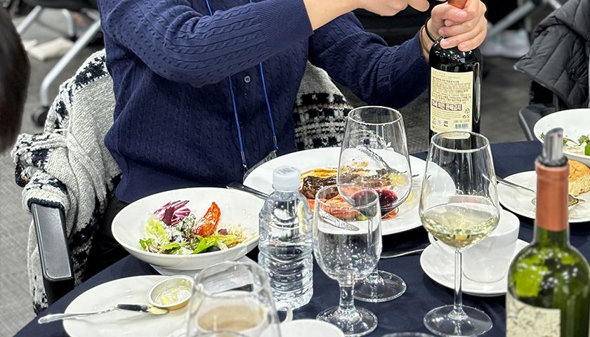 회사에서 알려주지 않는 비즈니스 테이블 매너 상품 이미지 6