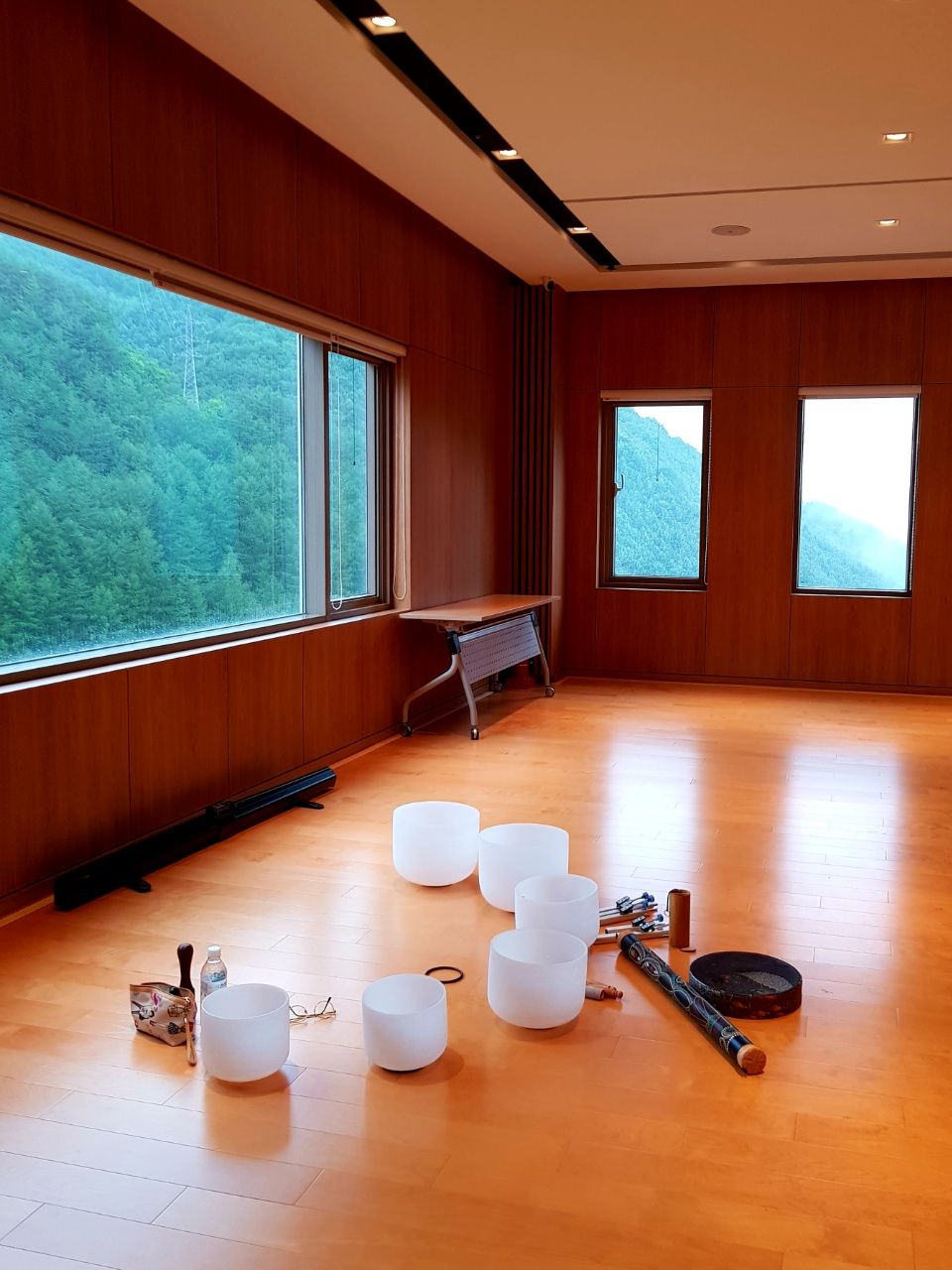 짧은 휴식과 긴 여운, 싱잉볼 테라피 상품 이미지 3