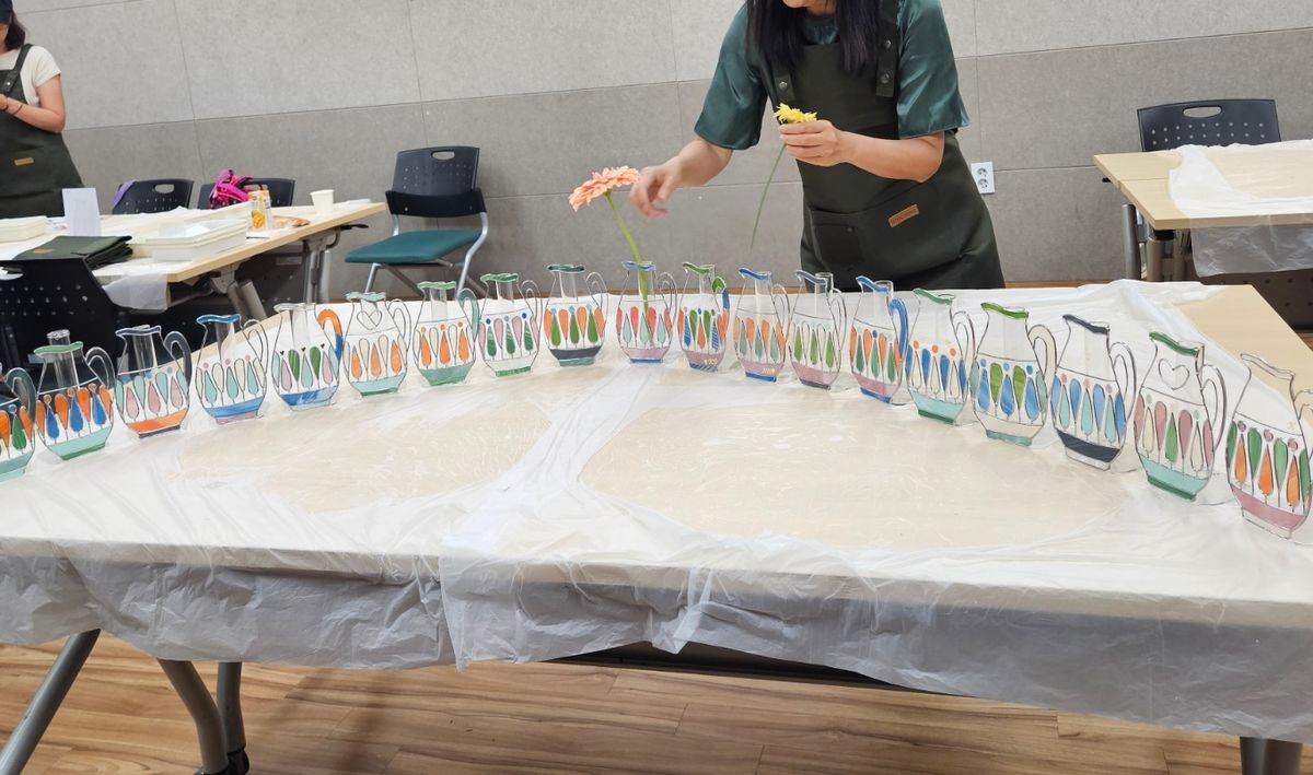빛과 감성을 담은 글라스화병 진행 사진 1