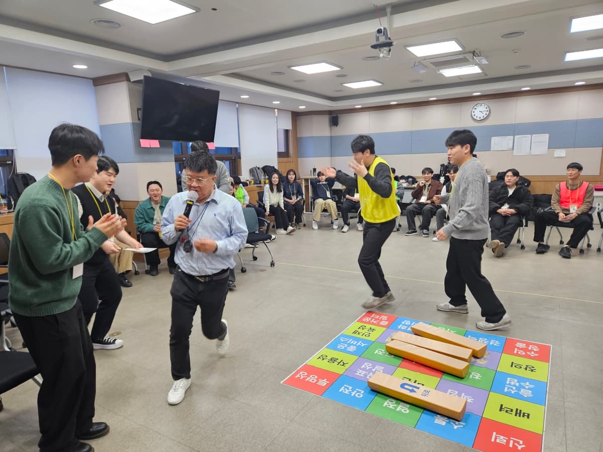 팀워크 강화 전략 윷놀이 진행 사진 2