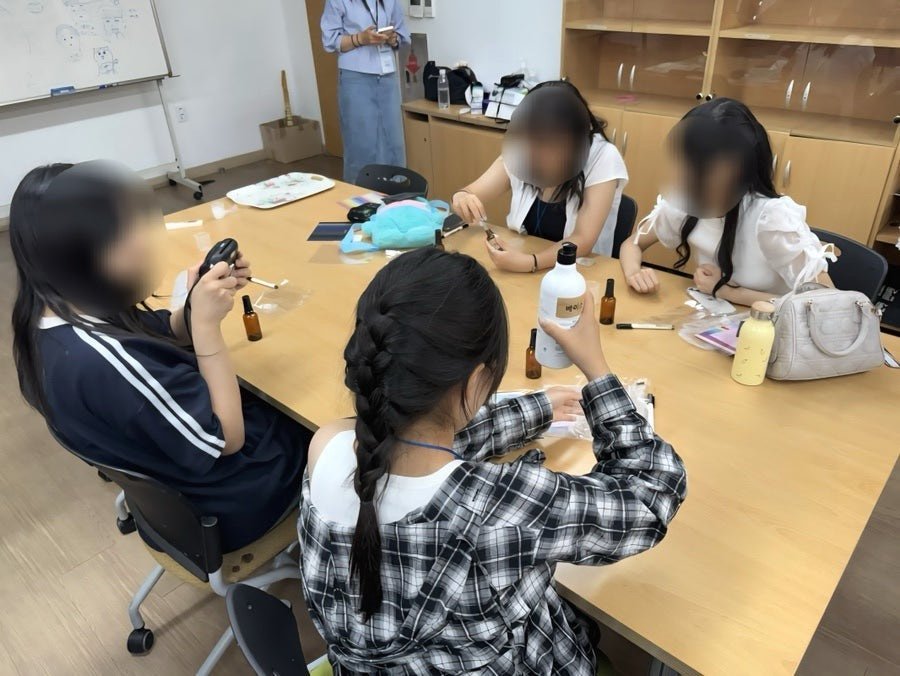 K-뷰티체험, 퍼스널 컬러와 앰플 마스크팩만들기 진행 사진 3