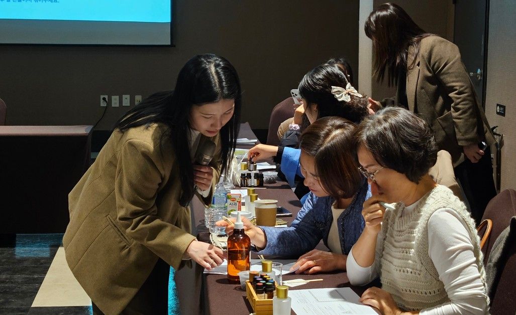 향으로 살펴보는 나의 몸과 마음, 나의 성향 탐색 및 셀프 케어 롤온 만들기 진행 사진 1
