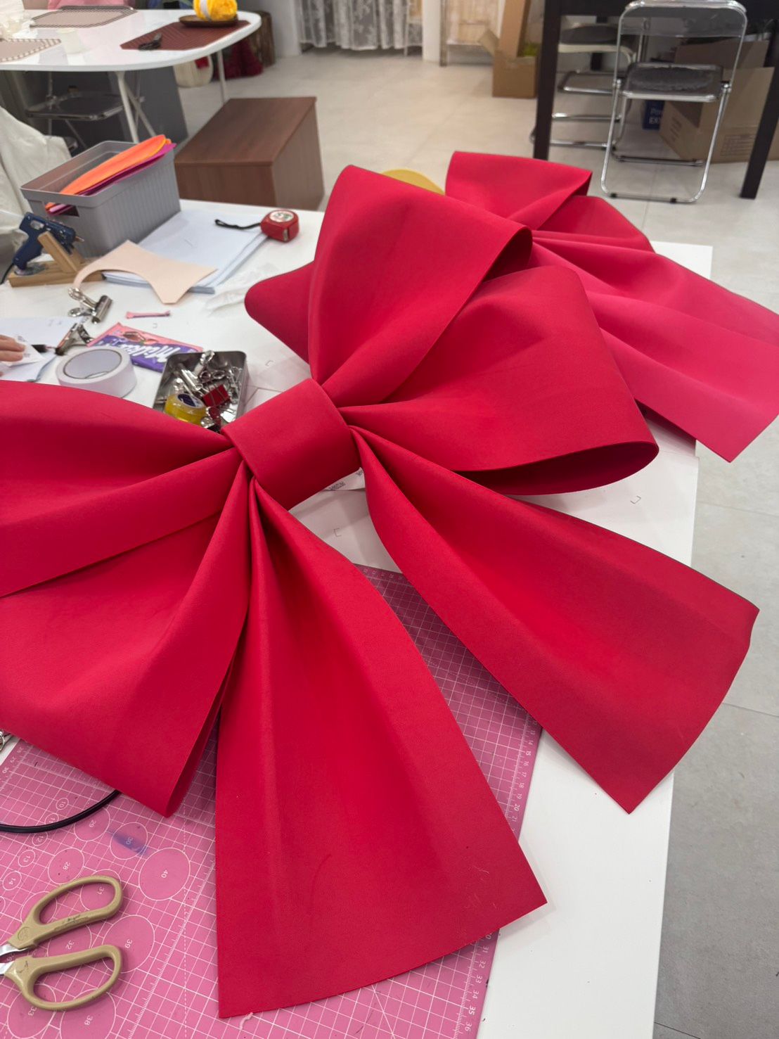 [원데이클래스] 자이언트 리본 인테리어 오브제 제작 진행 사진 3