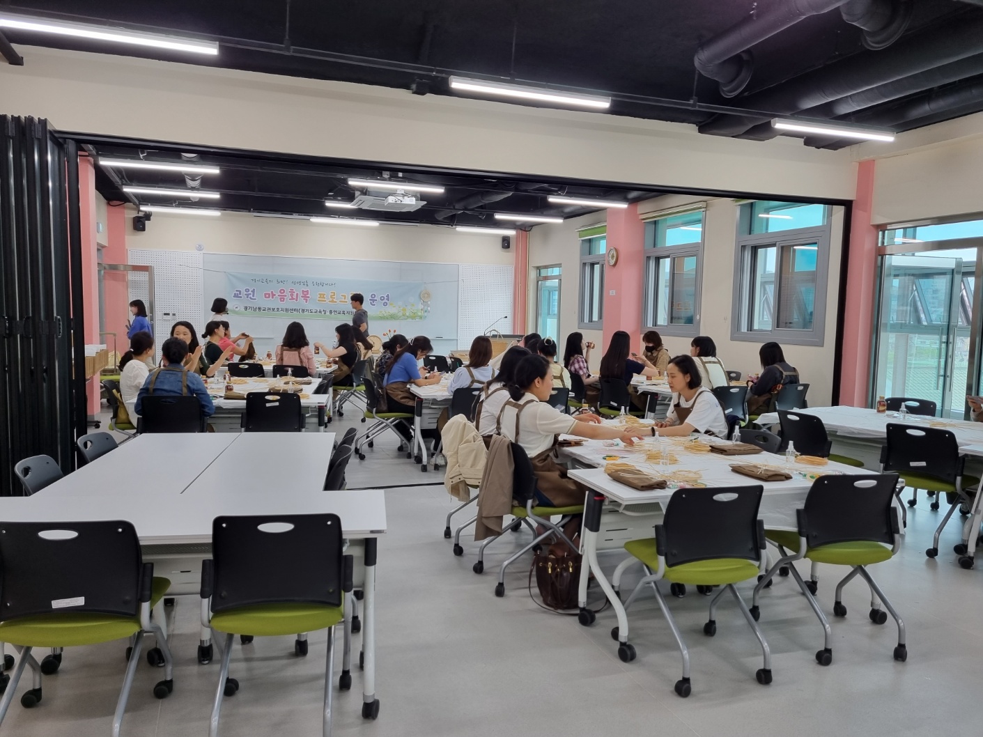 나만의 색과 온기를 담은 원목 타일냄비받침 메이킹 진행 사진 6