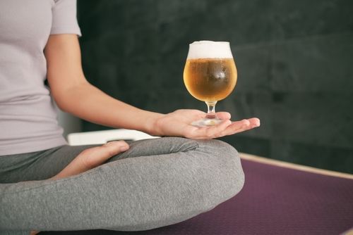 커피&맥주와 함께하는 소셜 네트워킹 요가 팀빌딩 진행 사진 2
