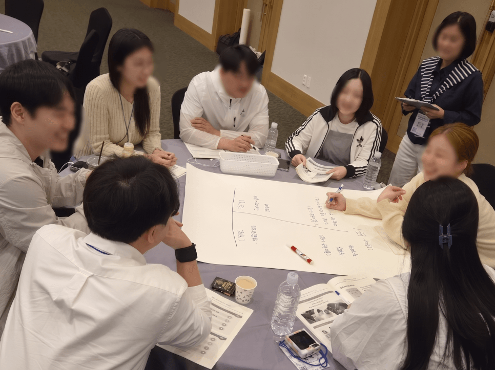 AI시대속에서 모두의 자리를 밝혀주는 요즘 리더십 상품 이미지 5