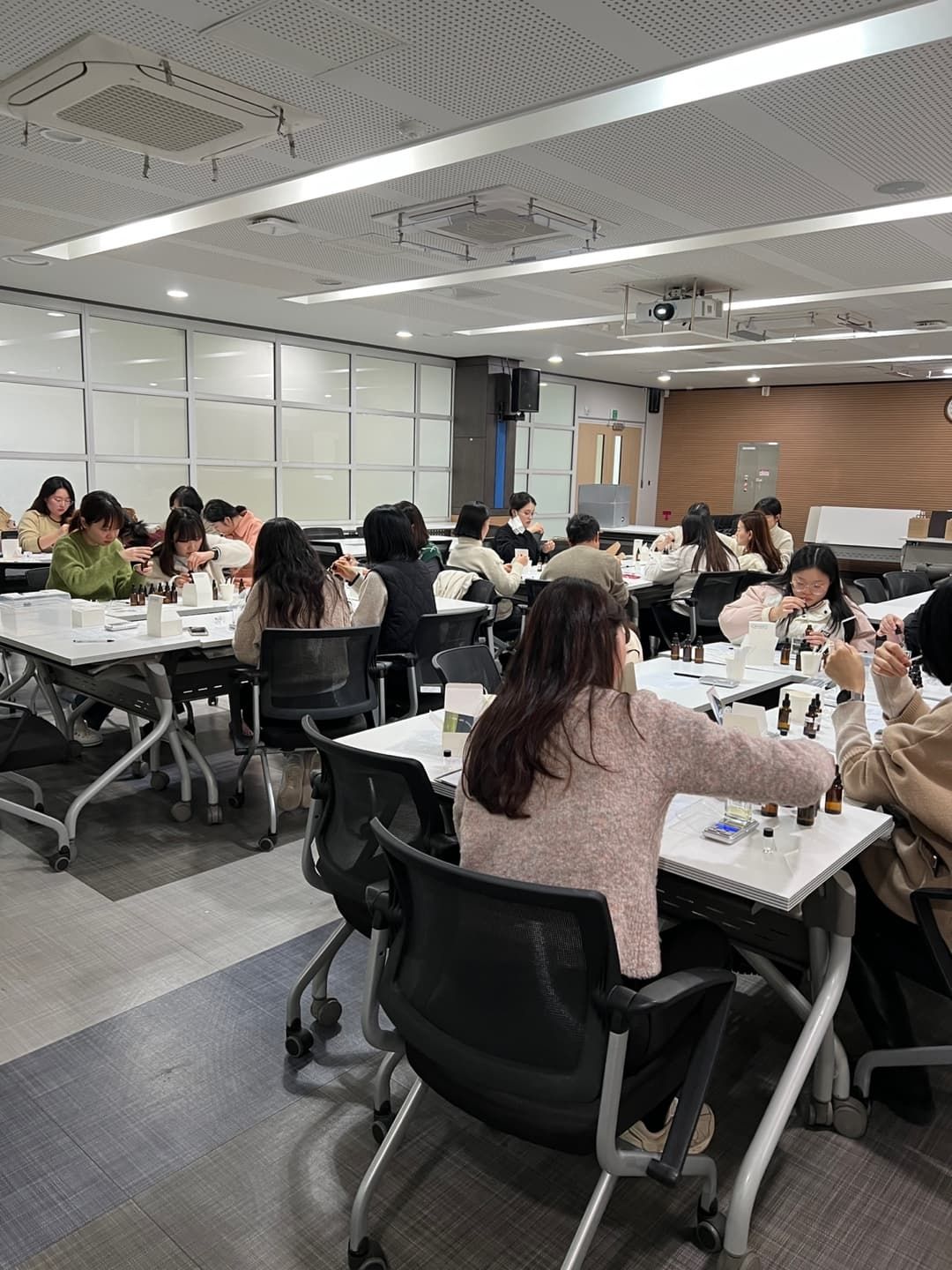 힐링 조향 핸드크림 만들기 진행 사진 4